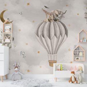 Safari Animals Flying on Balloons Wallpaper